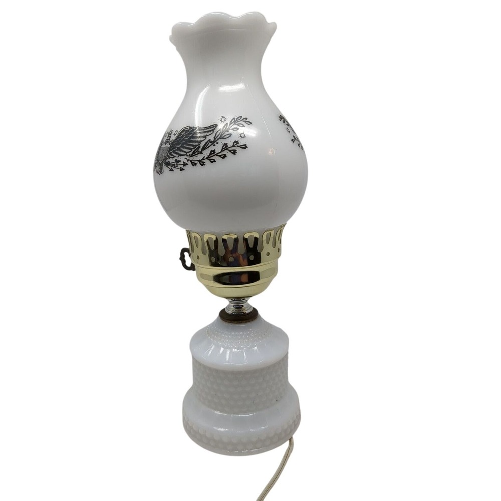 Vintage Electric Table Lamp Milk Glass Eagle Shade UL D4600 E51483 - Picture 5 of 12